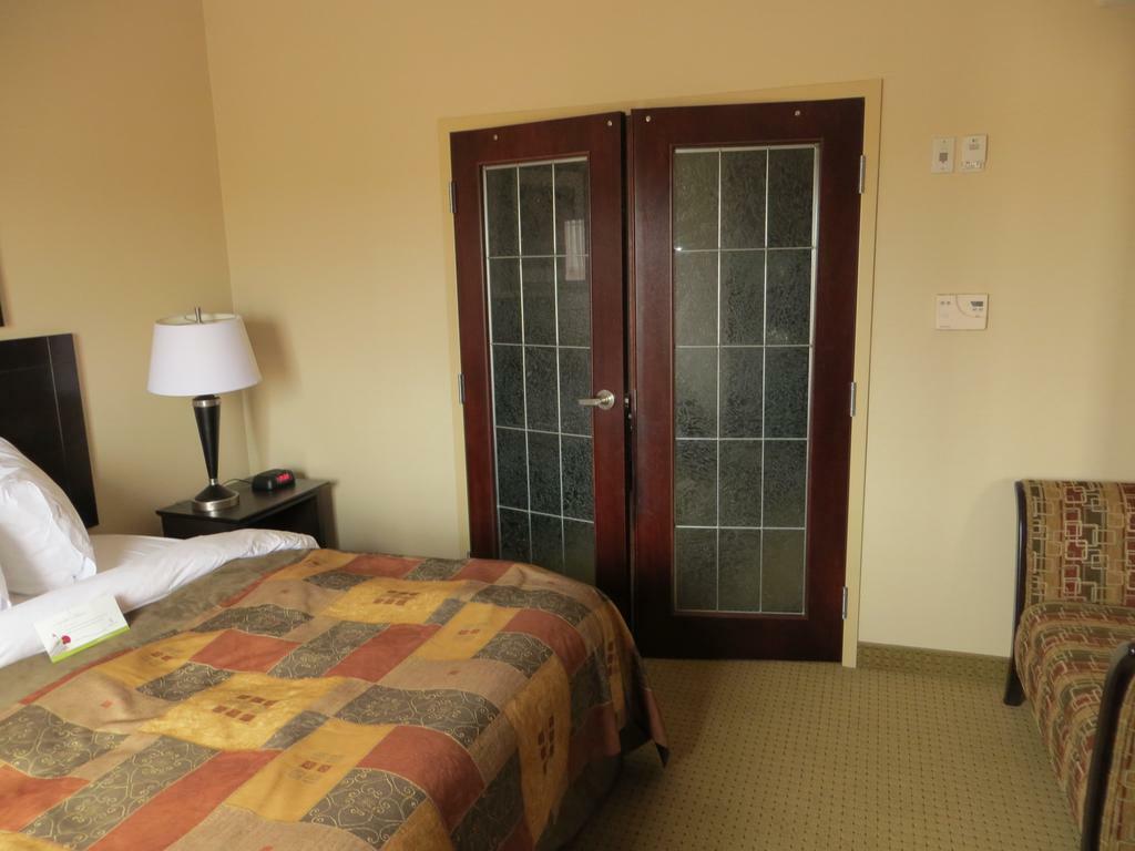 & Conference Centre 3*